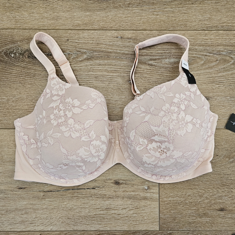 Elegant Lace Women's Bra in Soft Pink